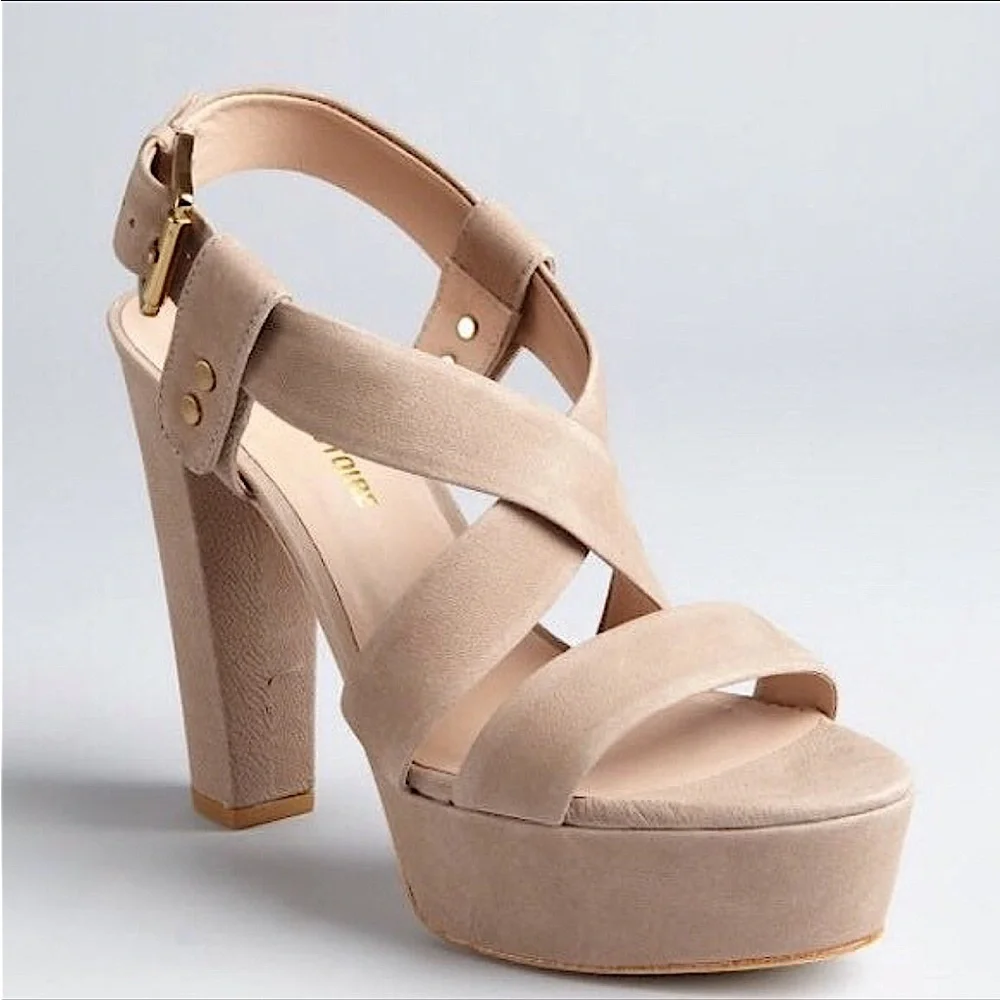 Pour La Victoire Nealla Nubuck Leather Platform Heel